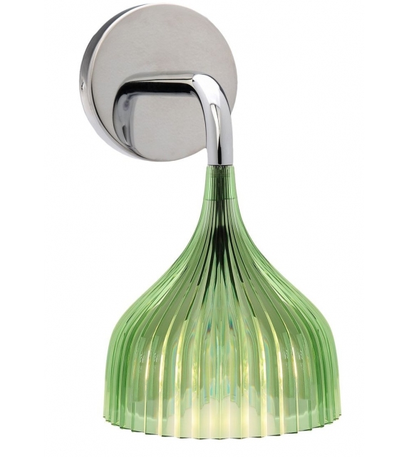 É Kartell Wall Lamp