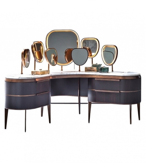 Kara Natevo Make-Up Table