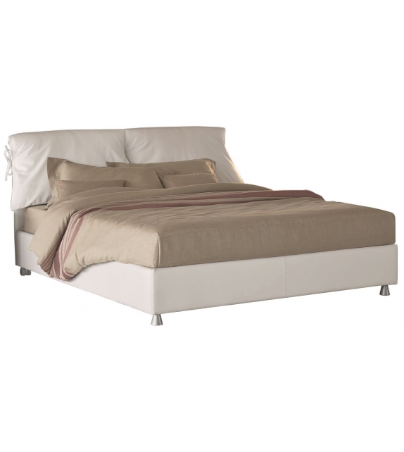 Nathalie Flou Bed