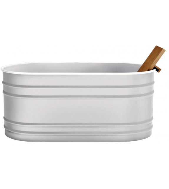 Vieques Agape Bathtub